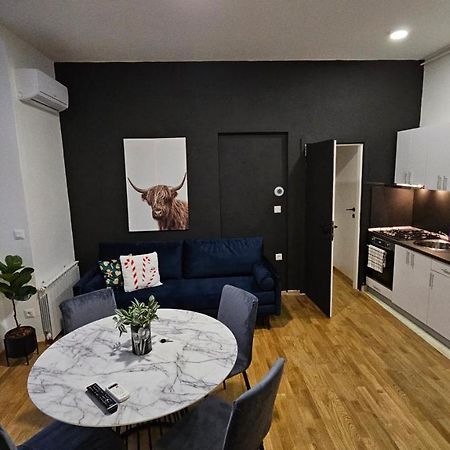 Margot Apartment Zagreb Bagian luar foto