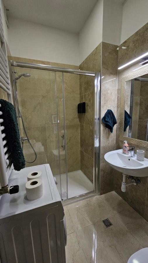 Margot Apartment Zagreb Bagian luar foto